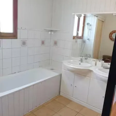 Maison 6 Pers-piscine-commerces بيت للعطل Pézenas
